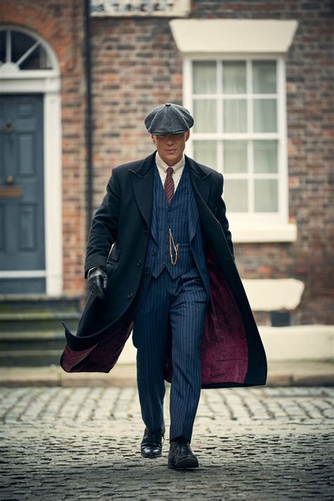 Peaky Blinders: How old is Tommy Shelby in Peaky .